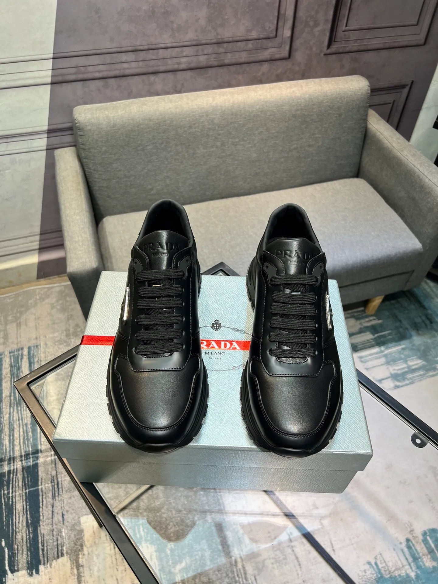Men's shoes 💰540 PRADA "Prada" casual shoes Regular size: 38-44 (45 can be customized) Product material: Selected cowhide material, genuine leather lining, original outsole